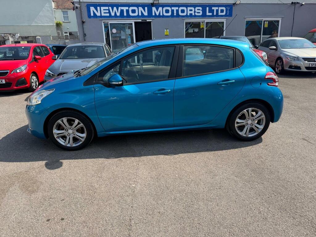 Peugeot 208 Hatchback 1.2 Vti Active Euro 5 201313 Blue #6