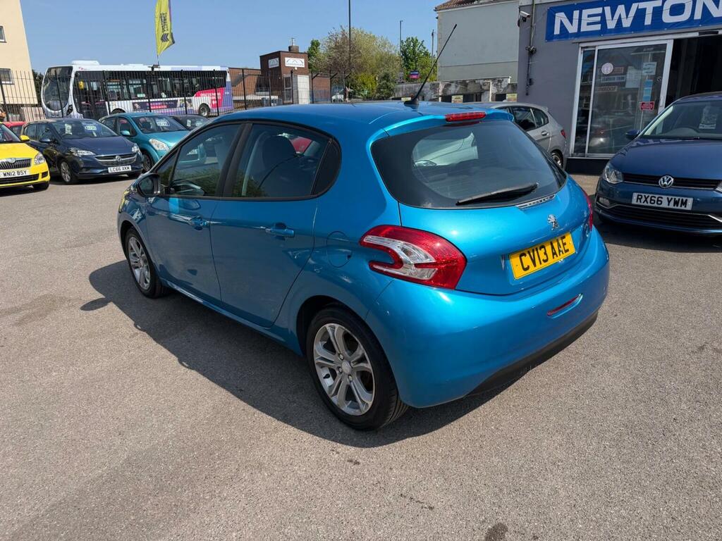 Peugeot 208 Hatchback 1.2 Vti Active Euro 5 201313 Blue #5