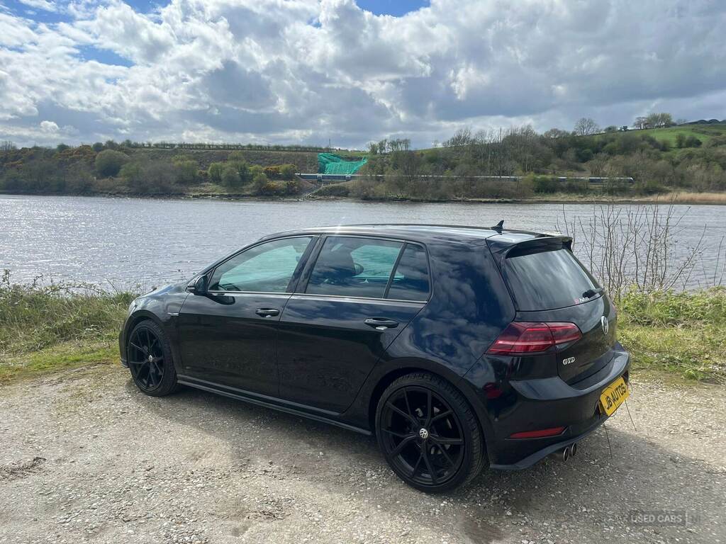 Volkswagen Golf 2.0 Tdi 184 Gtd VN17JWK Black #6