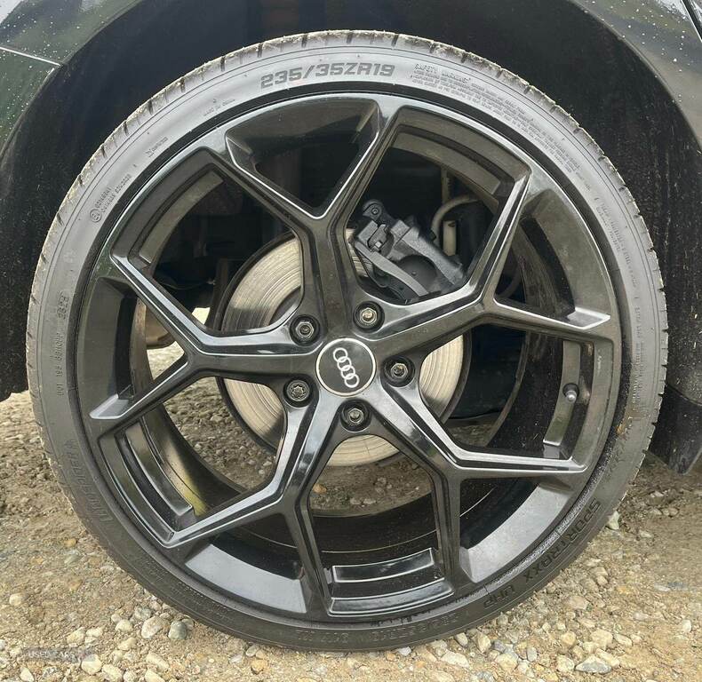 Audi A3 30 Tfsi S Line MK72EZS Black #5