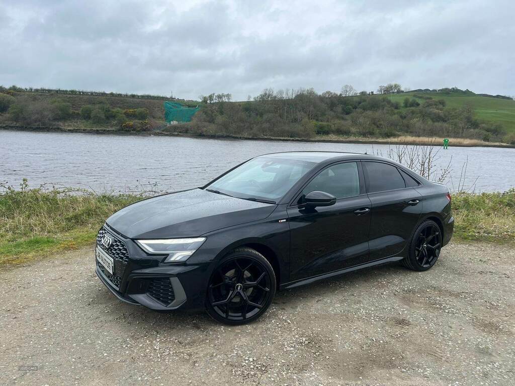 Audi A3 30 Tfsi S Line MK72EZS Black #2