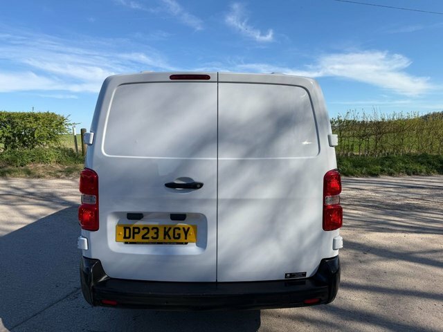 Vauxhall Vivaro 2023 1.5 Turbo D 2900 Prime Panel Van 6Dr M DP23KGY White #3