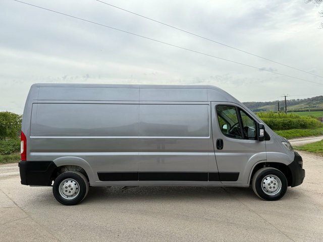 Citroen Relay 2022 2.2 Bluehdi 35 Enterprise Panel Van Diese NA72VNK Grey #2