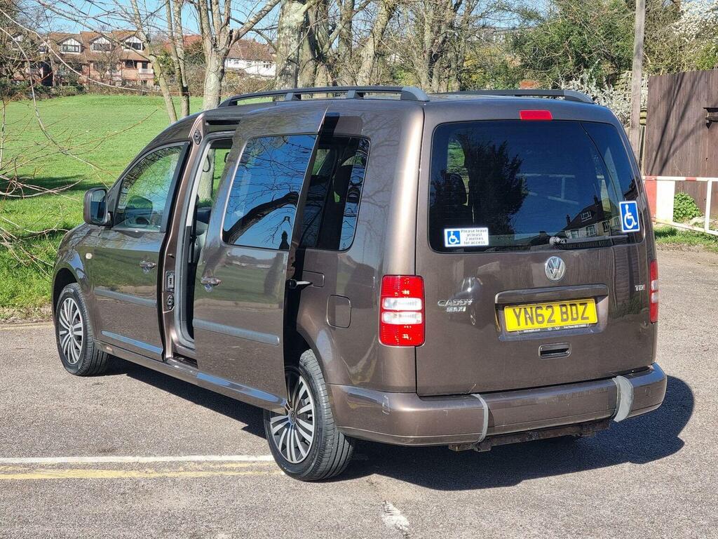 Volkswagen Caddy Maxi Life Mpv 1.6 Tdi Cr Dsg Euro 5 201362 Brown #4