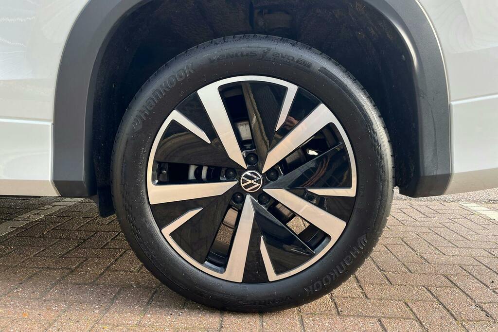 Volkswagen Tayron 1.5 Tsi Ehybrid 19.7Kwh Match Suv Plug White #5