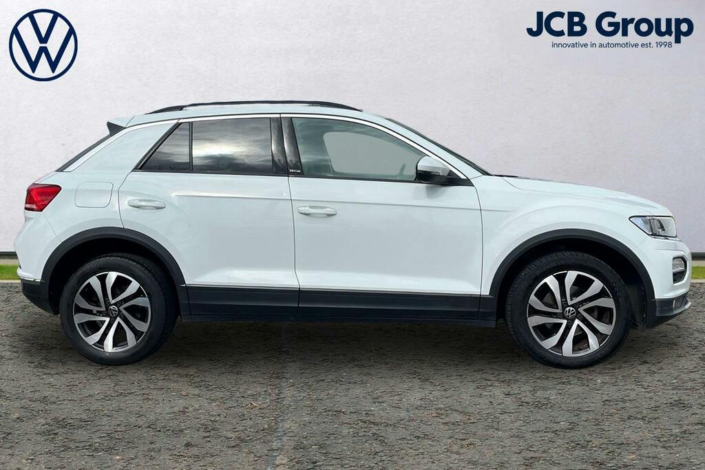 Volkswagen T-Roc 1.5 Tsi Evo Active Suv White #4