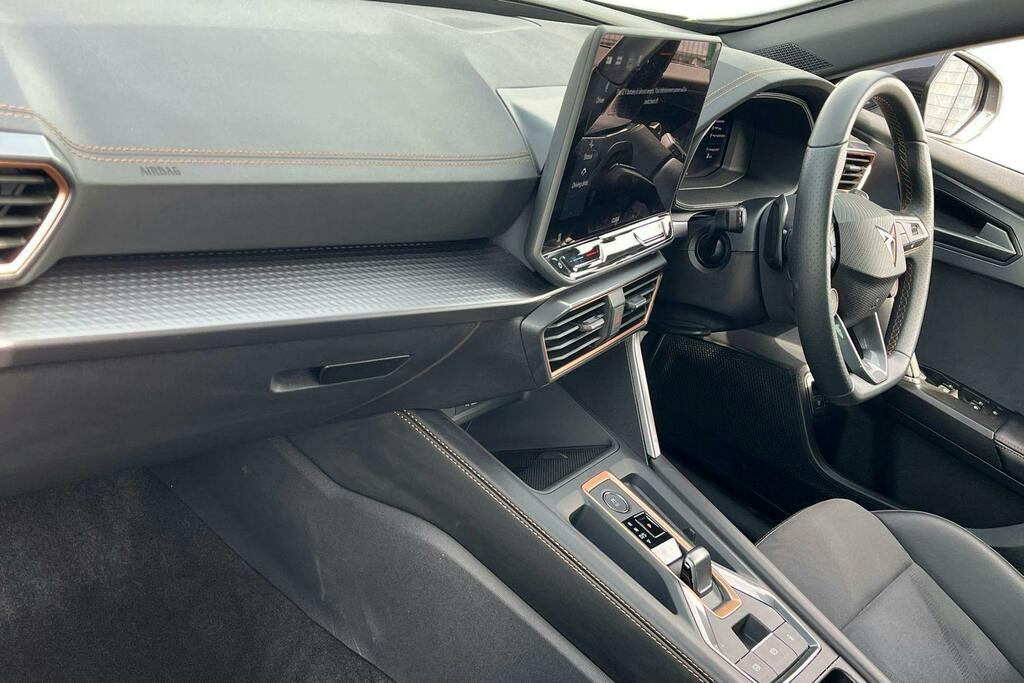 Cupra Formentor 1.5 Ehybrid 25.8Kwh V2 Suv Plug In Hybr KY74LCX Black #2