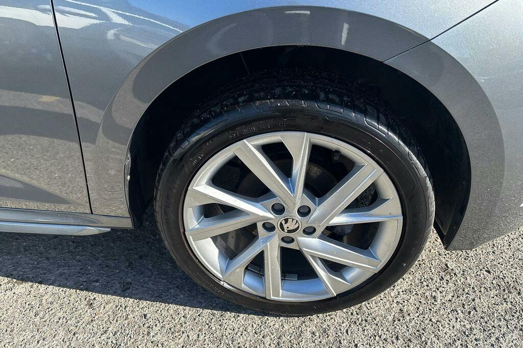 Skoda Kamiq 1.5 Tsi Act Se L Executive Suv Dsg FN23SYC Grey #5