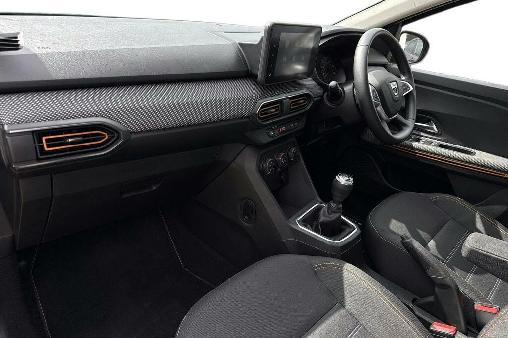 Dacia Sandero Stepway 1.0 Tce Comfort Hatchback GF72KCE Black #2