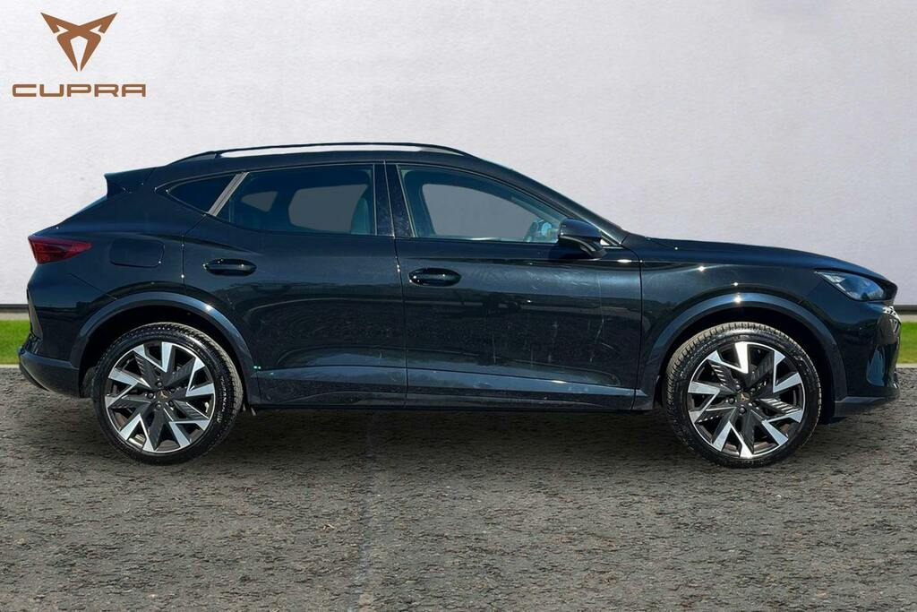 Cupra Formentor 1.5 Etsi V2 Suv Hybrid Dsg GN25YSL Black #4