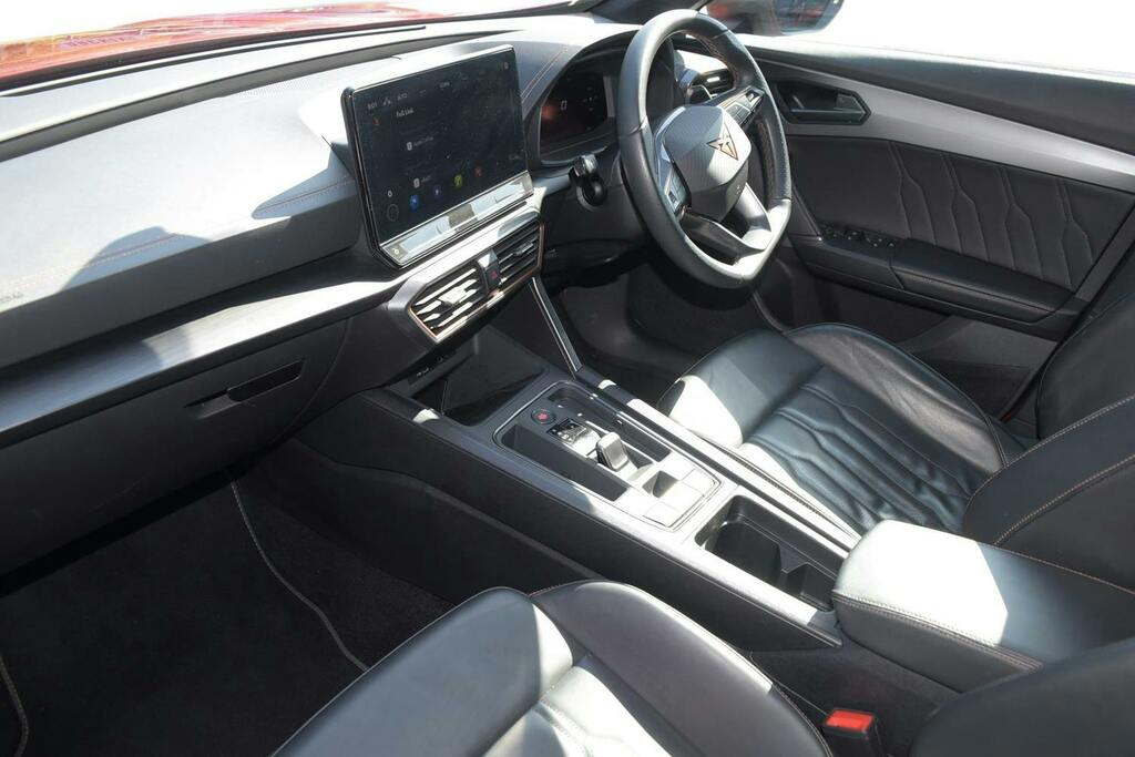 Cupra Formentor 1.5 Tsi V2 Suv Dsg KP74EZC Red #2