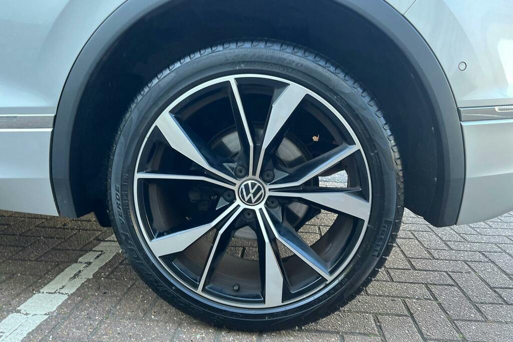 Volkswagen Tiguan 1.5 Tsi R-line Suv Dsg VE72WKC Silver #5