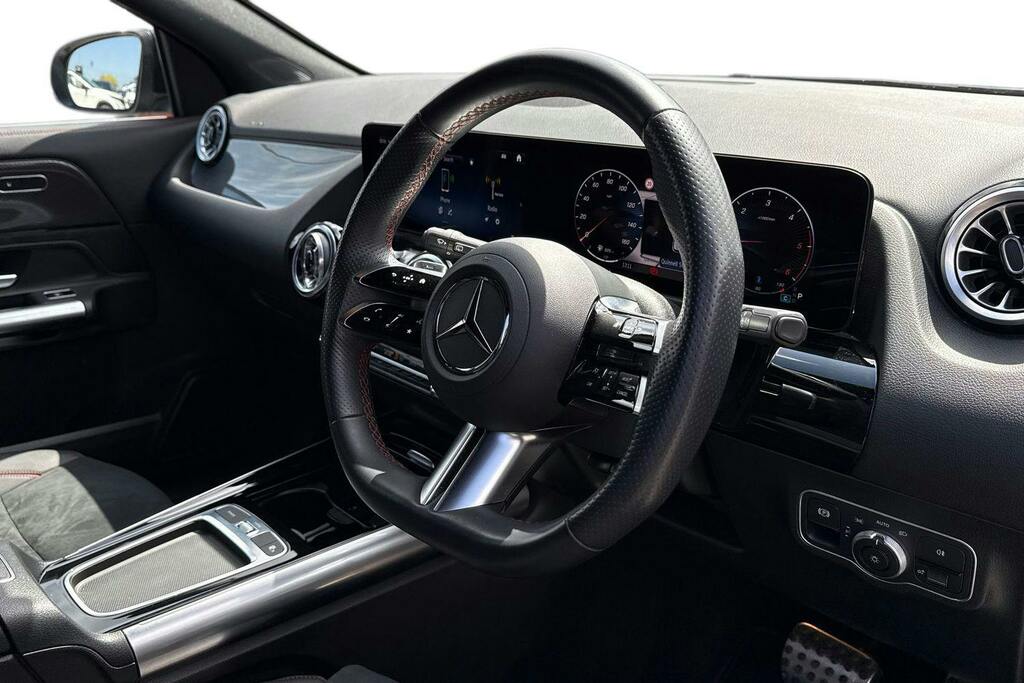 Mercedes-Benz GLA Class 2.0 Gla220d Amg Line KW73WEA Black #6
