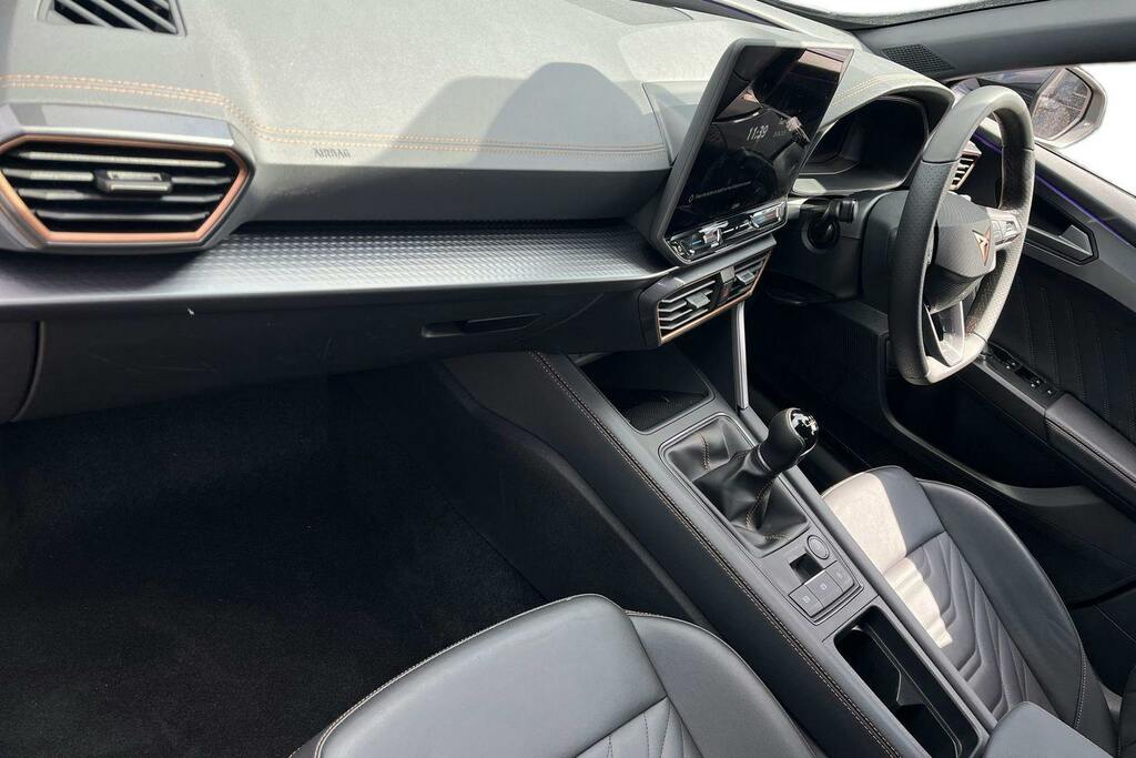 Cupra Formentor 1.5 Tsi V3 Suv KS25EOW Grey #2