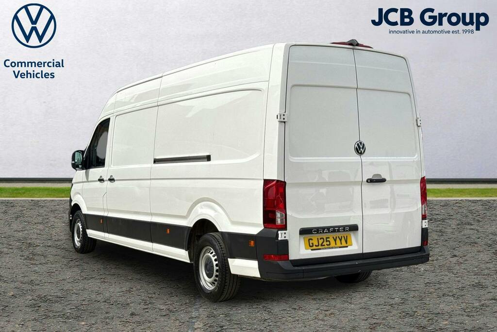 Volkswagen Crafter 2.0 Tdi Cr35 Commerce Panel Van GJ25YYV White #3