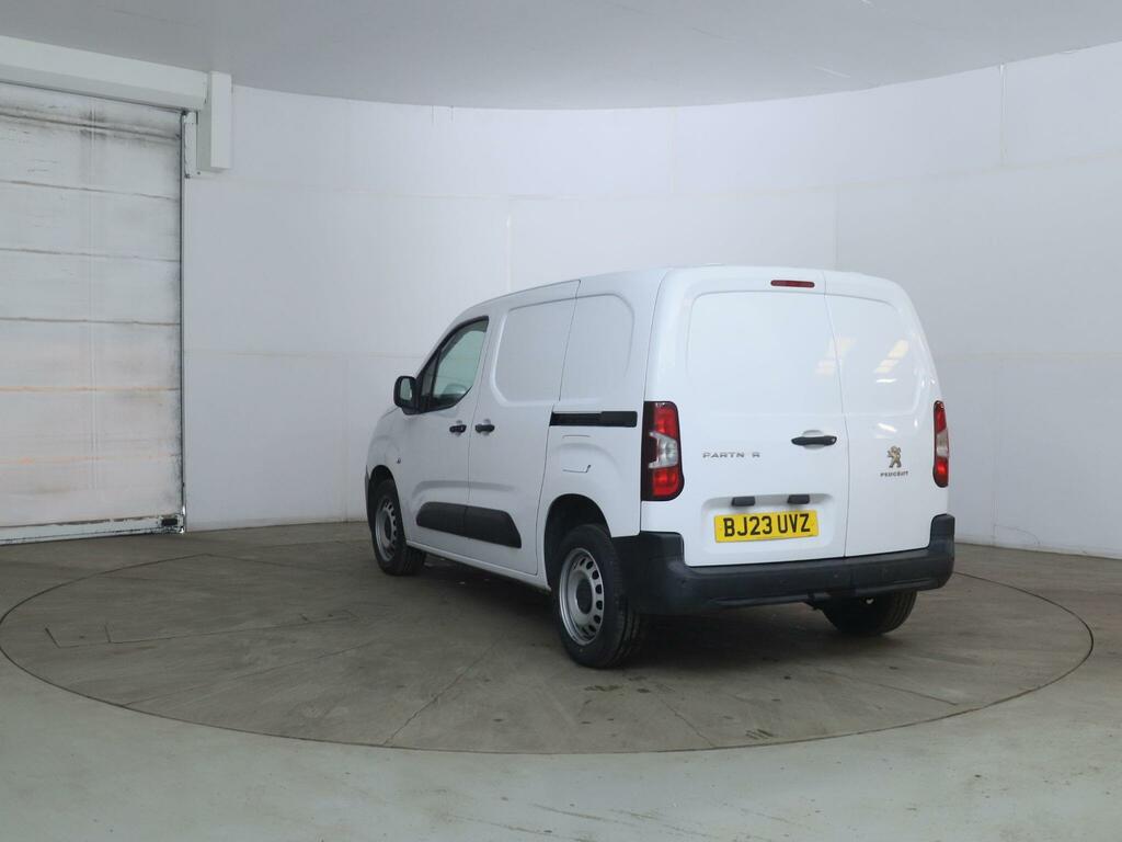 Peugeot Partner 1.5 Bluehdi 1000 Professional Premium Standard P BJ23UVZ White #2