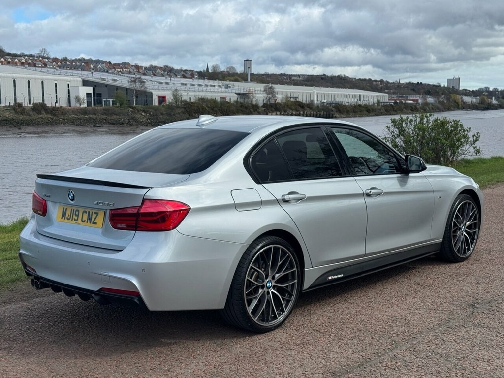 BMW 3 Series 2L M Sport MJ19CNZ Silver #5