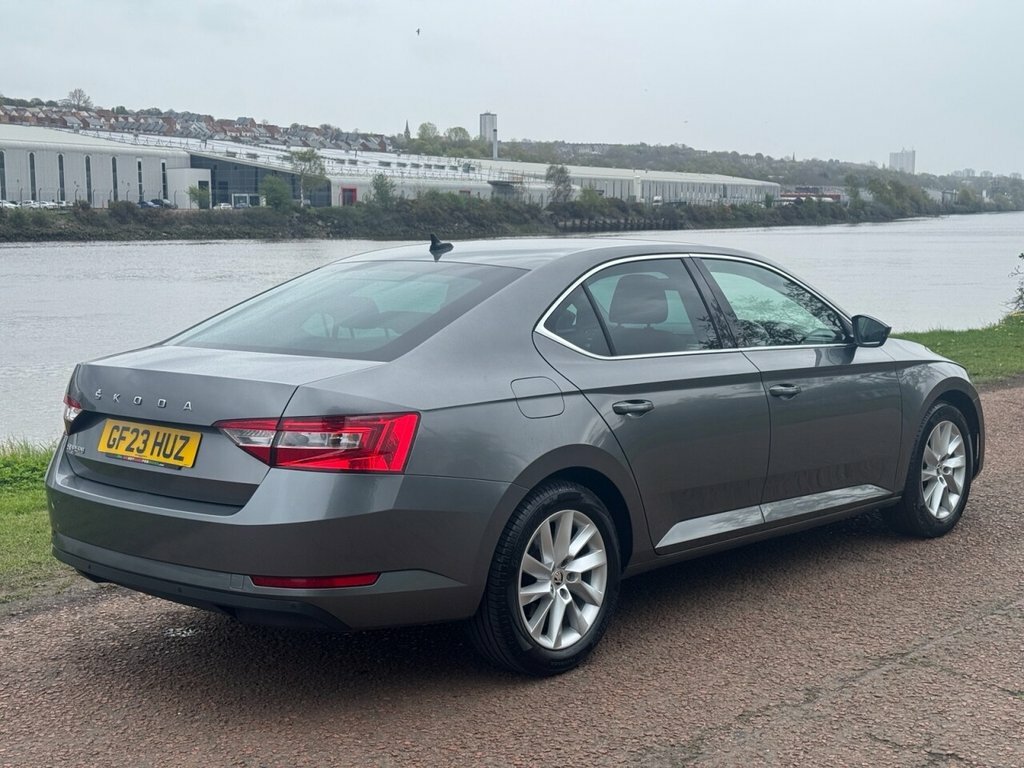 Skoda Superb 1.5L Se Technology GF23HUZ Grey #4
