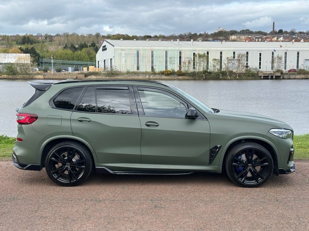 BMW X5 M50d White #4