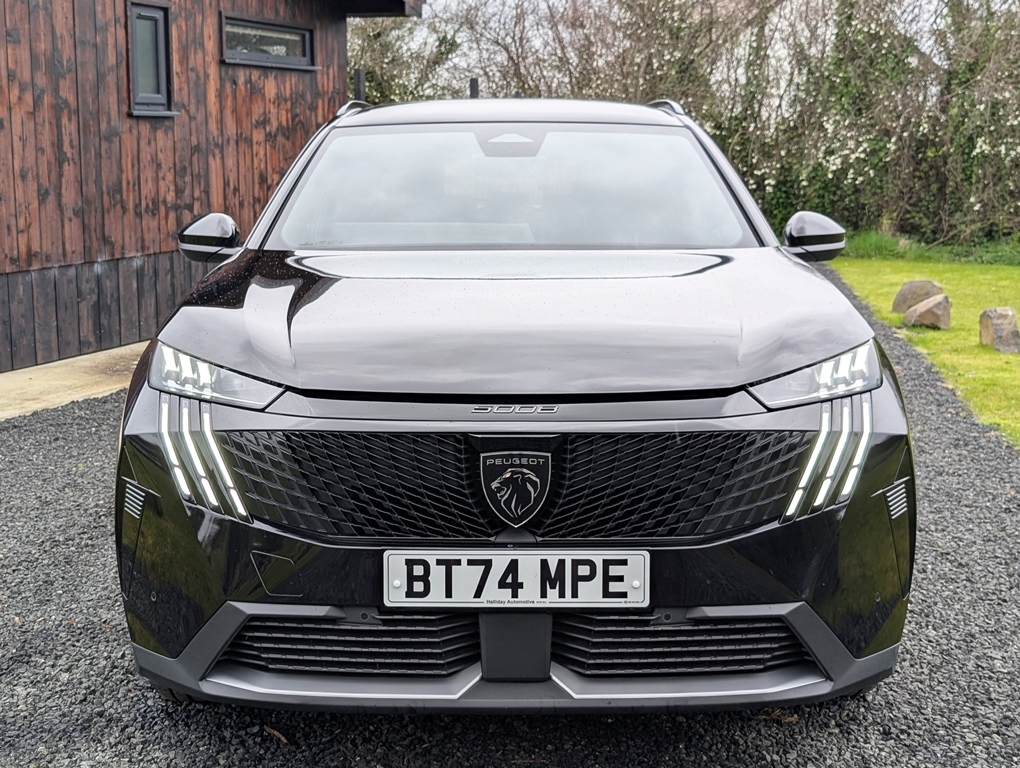 Peugeot 5008 1.2 136Hp Gt Mhev BT74MPE Black #2