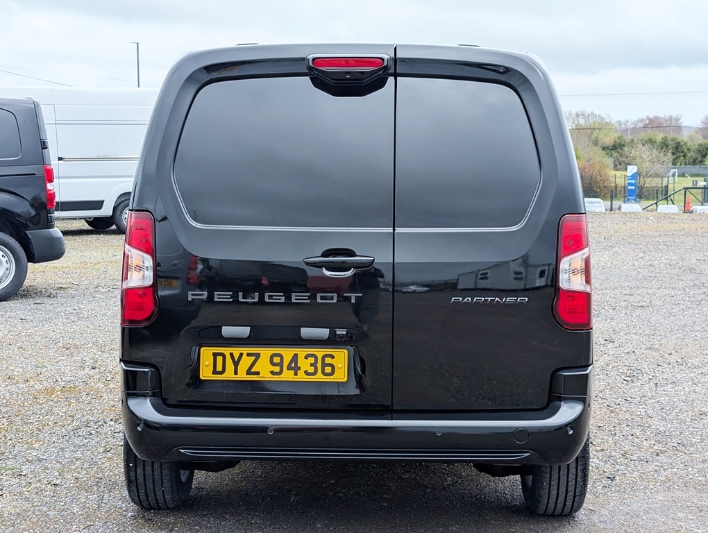 Peugeot Partner 1.5Bhdi 130Hp Asphalt Black #5