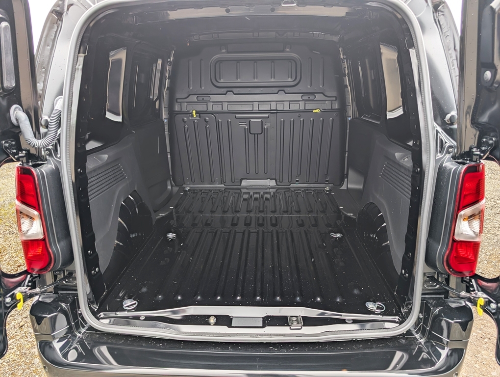 Peugeot Partner 1.5Bhdi 130Hp Asphalt Black #6