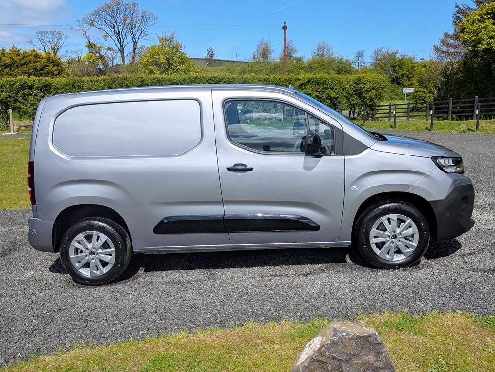 Peugeot Partner 1.5Bhdi 130Hp Asphalt Grey #5