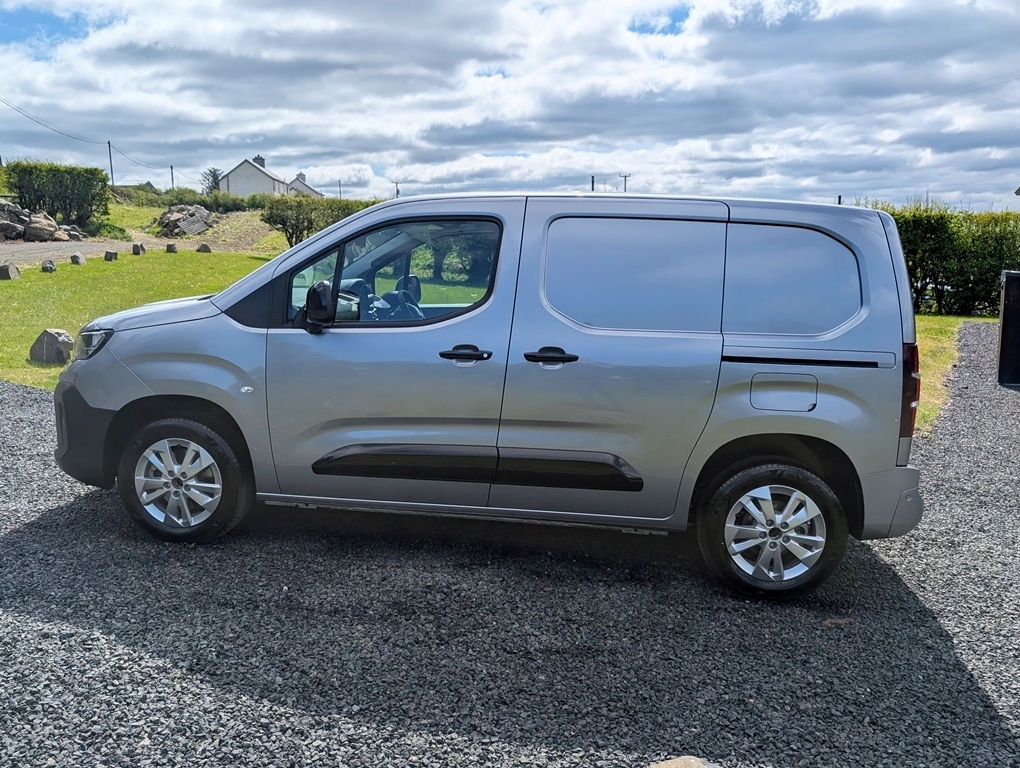 Peugeot Partner 1.5Bhdi 130Hp Asphalt Grey #6