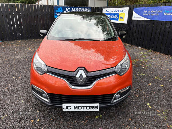 Renault Captur 0.9 Tce 90 Signature Nav SD66OJK #2