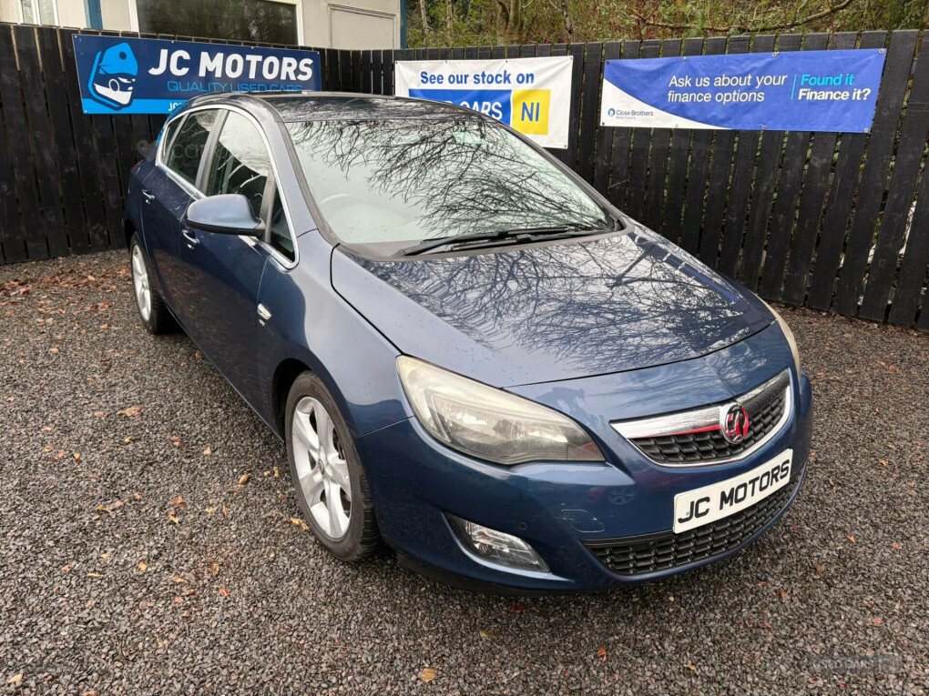 Vauxhall Astra 1.6I 16V Sri 