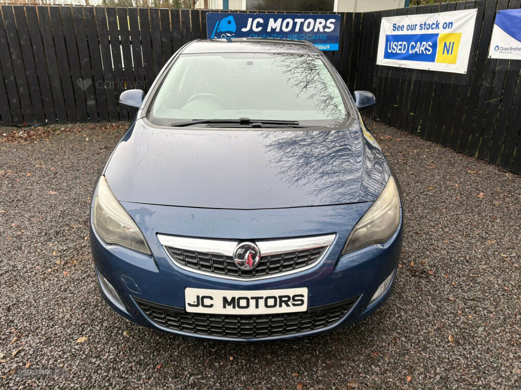 Vauxhall Astra 1.6I 16V Sri RIW1961  #2