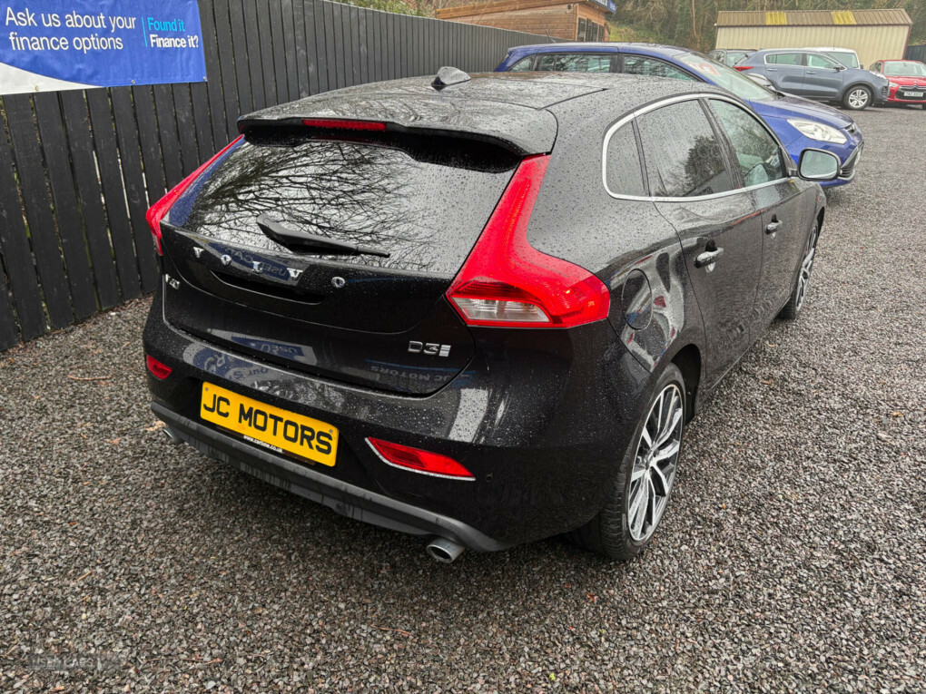 Volvo V40 D3 4 Cyl 152 Inscription Edition Geartronic  #5