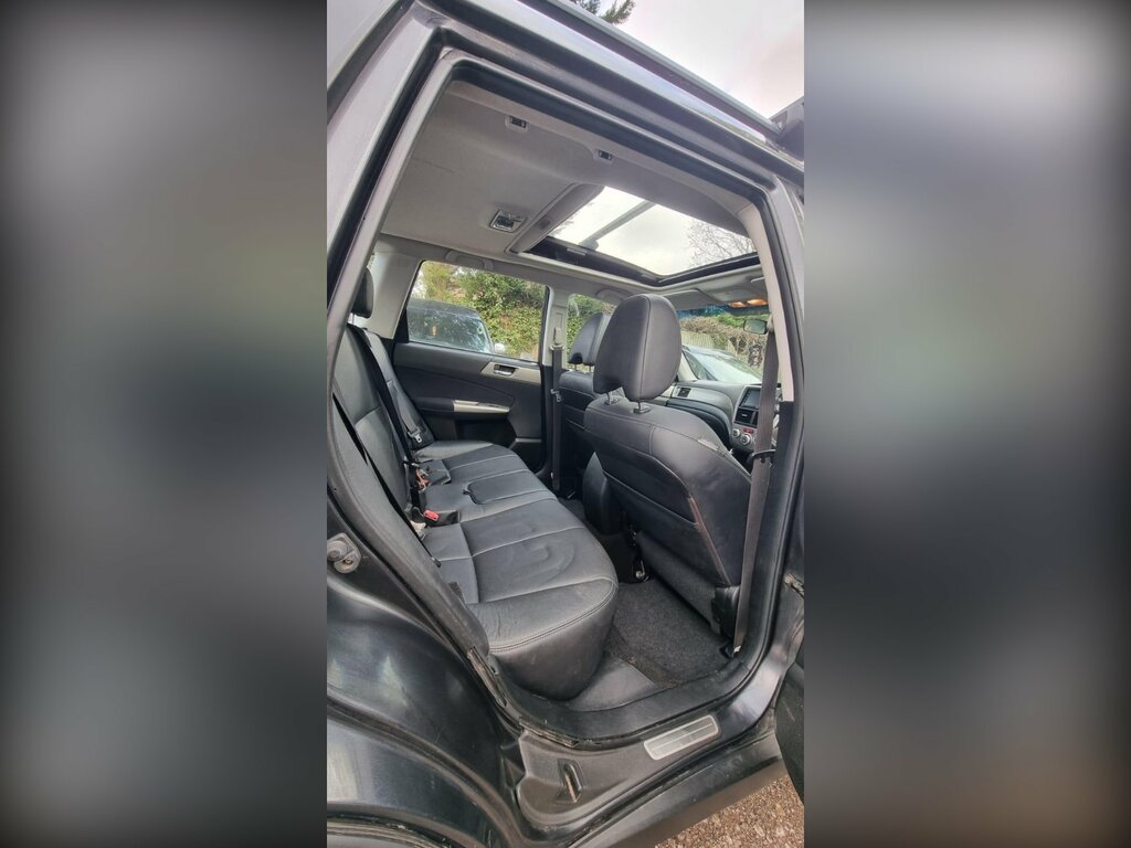 Subaru Forester 2.5 Xten Gold #3