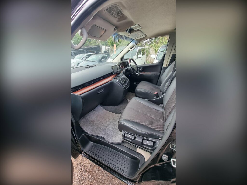 Nissan Elgrand Pop Top 4 Berth New Camper Conversion Black #6