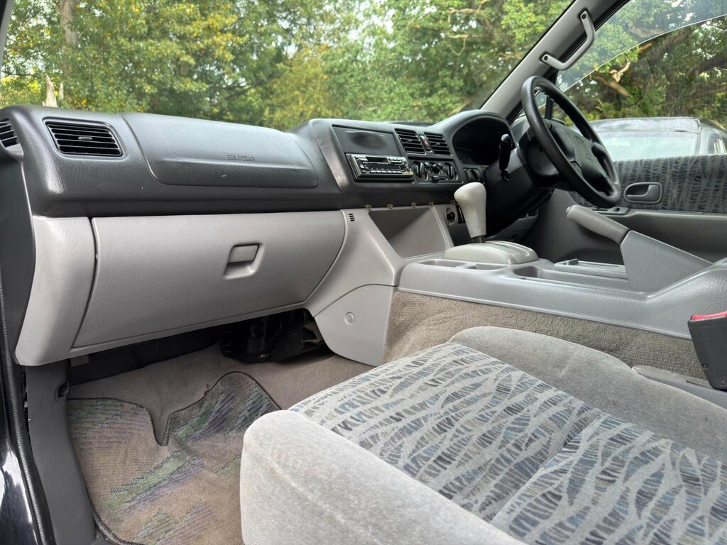 Mazda Bongo 2.5 B2500 116 Bhp Grey #15