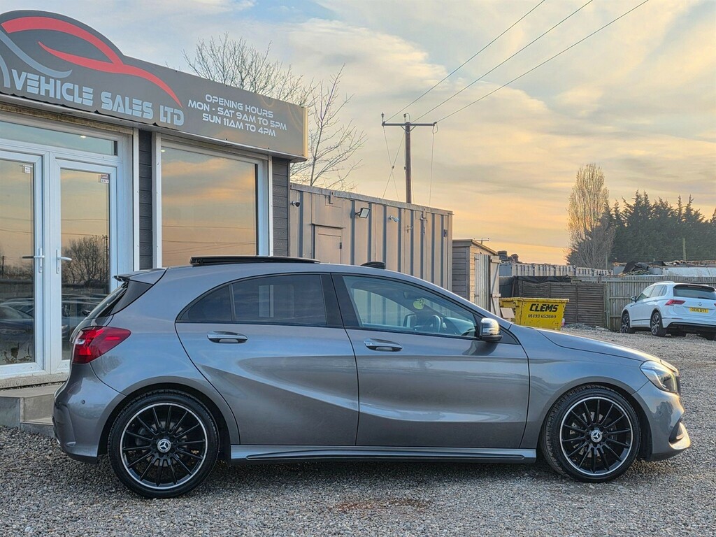 Mercedes-Benz A Class 2.1 D Amg Line Premium Plus 7G-dct Euro 6 Ss FD18RBX #4