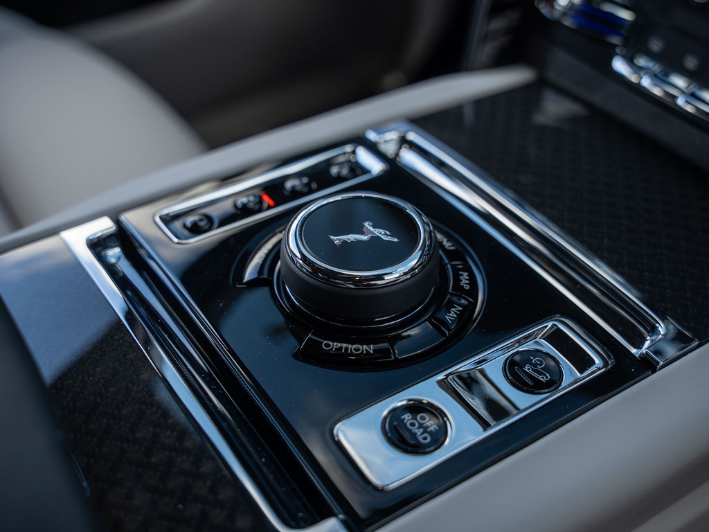 Rolls-Royce Cullinan Black Badge Black #7