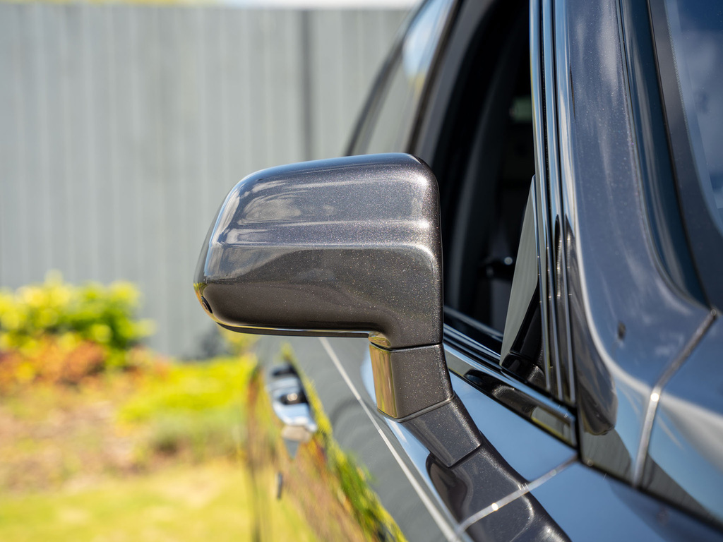 Rolls-Royce Cullinan Black Badge Black #40
