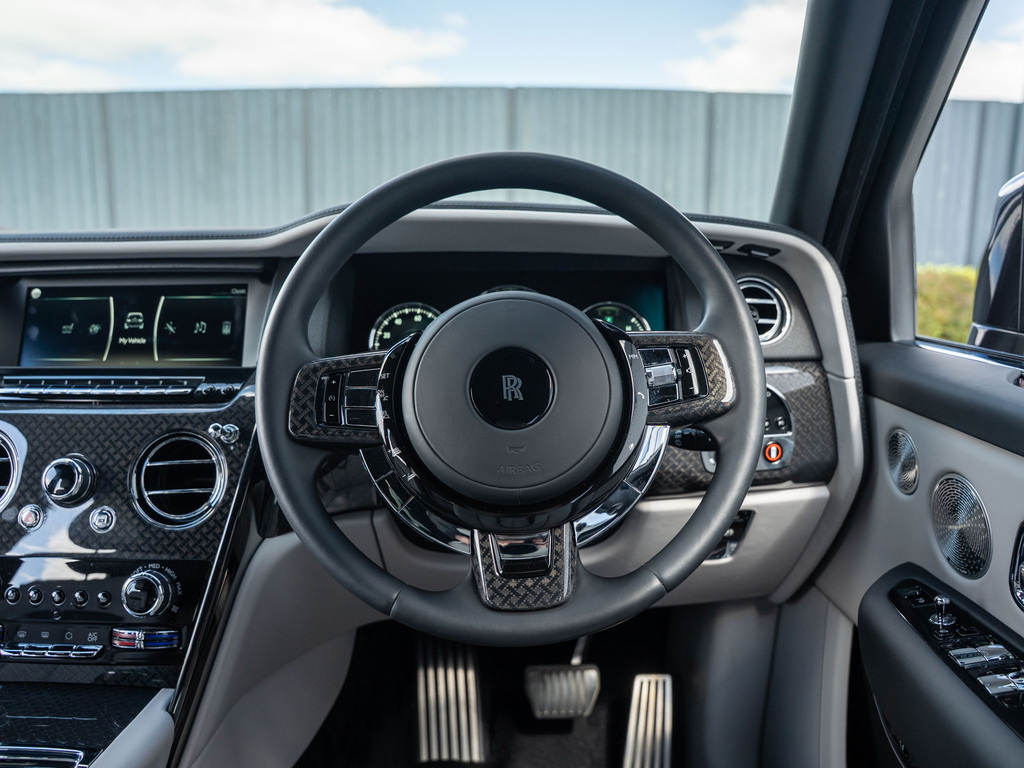 Rolls-Royce Cullinan Black Badge Black #22