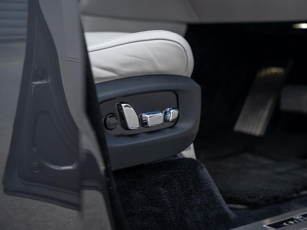 Rolls-Royce Cullinan Black Badge Black #15