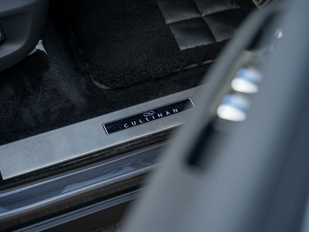 Rolls-Royce Cullinan Black Badge Black #16