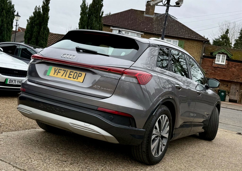 Audi Q4 E Tron Suv YF71EOP Grey #4