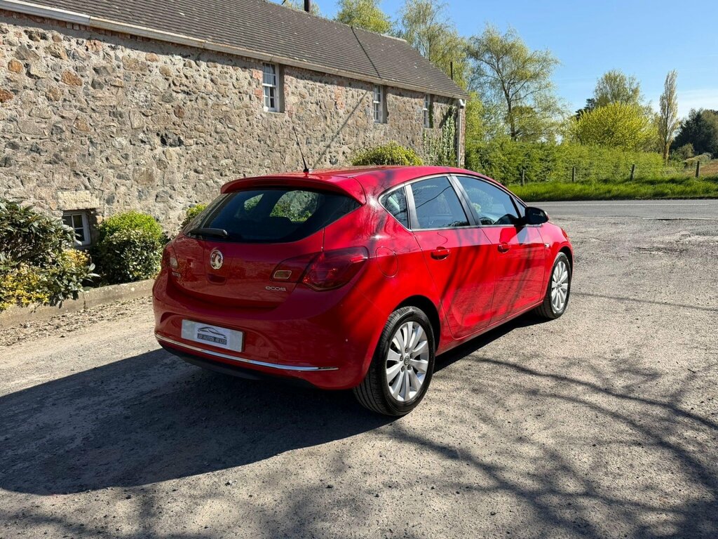 Vauxhall Astra 1.7 Cdti Ecoflex Exclusiv Euro 5 Ss YE62WBL Red #3
