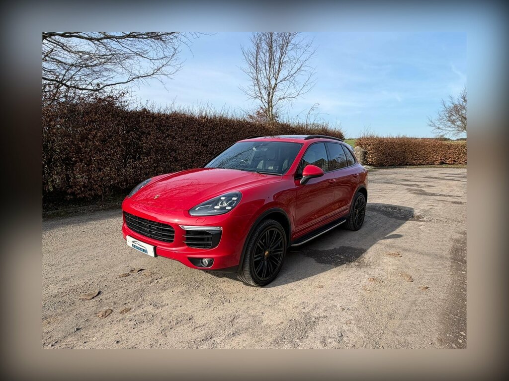 Porsche Cayenne 3.0 Td V6 Tiptronics 4Wd Euro 6 Ss R22CBM Red #2