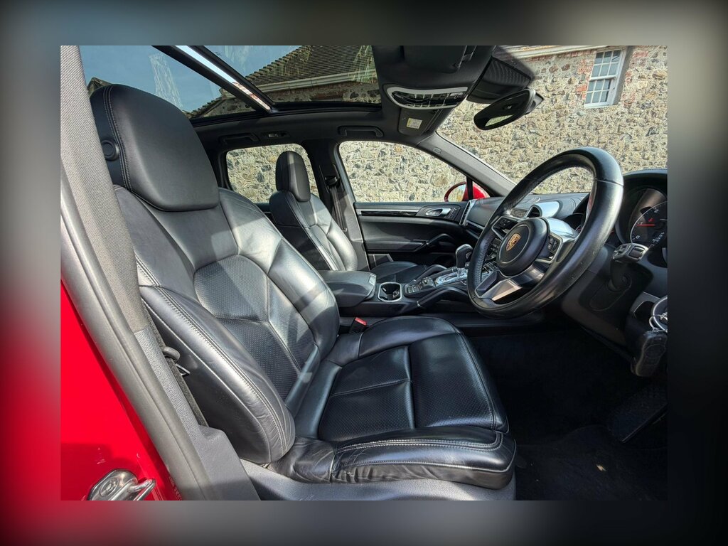 Porsche Cayenne 3.0 Td V6 Tiptronics 4Wd Euro 6 Ss R22CBM Red #6