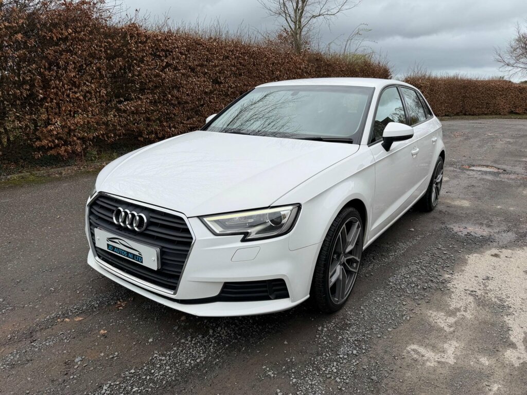 Audi A3 1.6 Tdi Se Technik Sportback Euro 6 Ss VX66XLN White #3