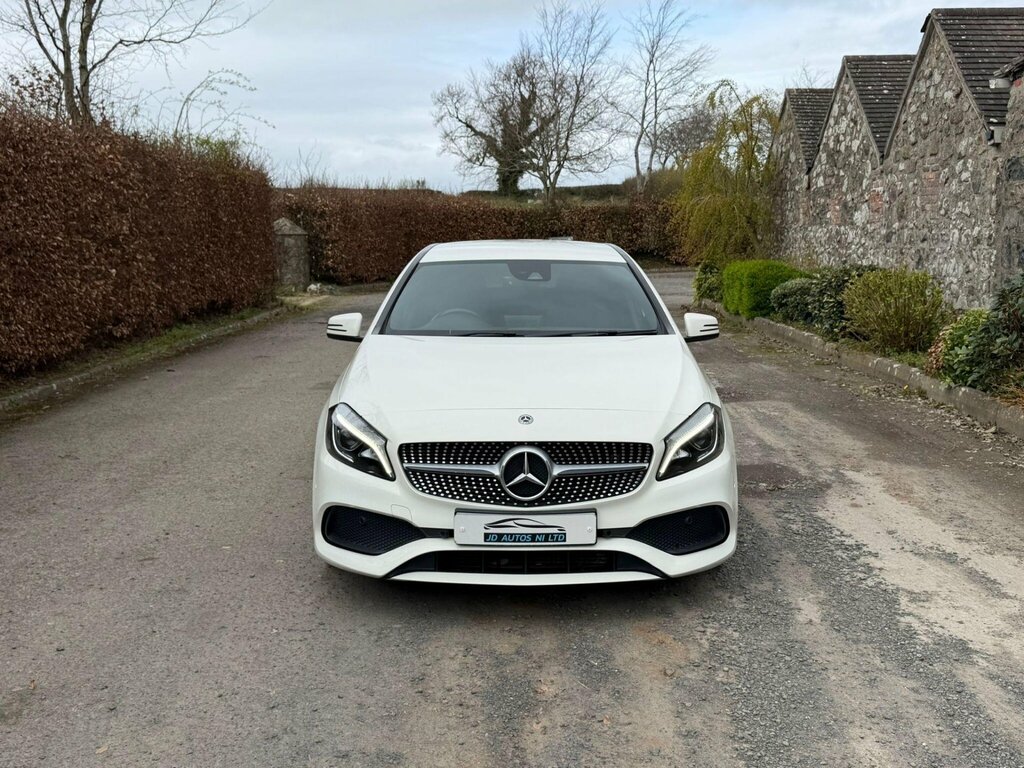 Mercedes-Benz A Class 1.5 A180d Amg Line Premium Euro 6 Ss YJ18VJK White #2