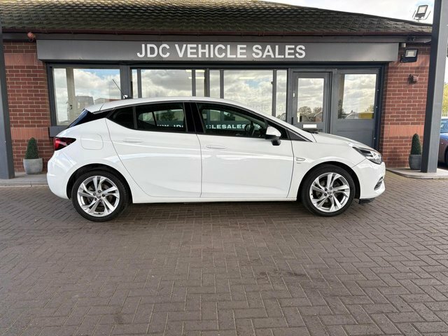 Vauxhall Astra 2020 1.2 Turbo Sri Nav Hatchback BG20KPV White #3