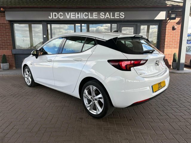 Vauxhall Astra 2020 1.2 Turbo Sri Nav Hatchback BG20KPV White #2