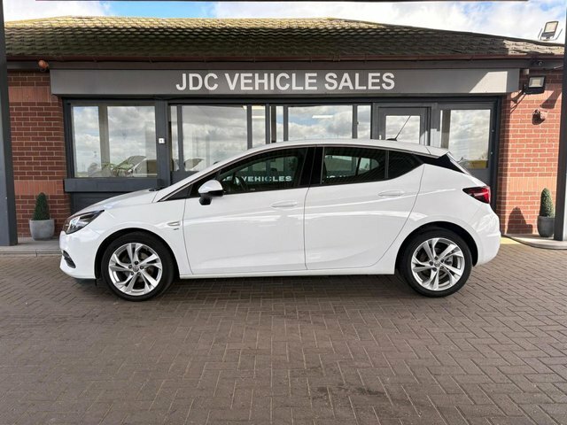Vauxhall Astra 2020 1.2 Turbo Sri Nav Hatchback BG20KPV White #4